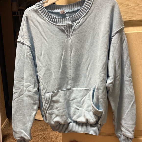 Casual Light Blue Pullover - Picture 1 of 2